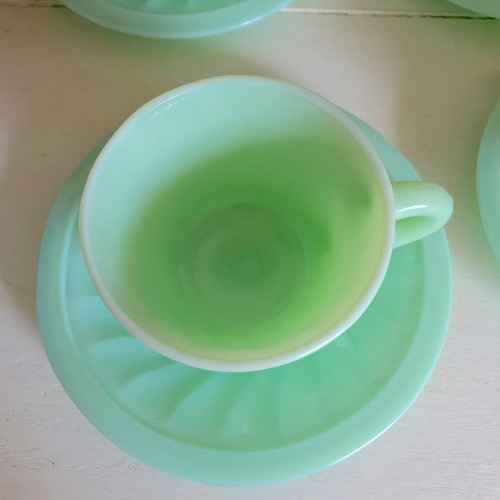 Tasses à café opaline vert d'eau
