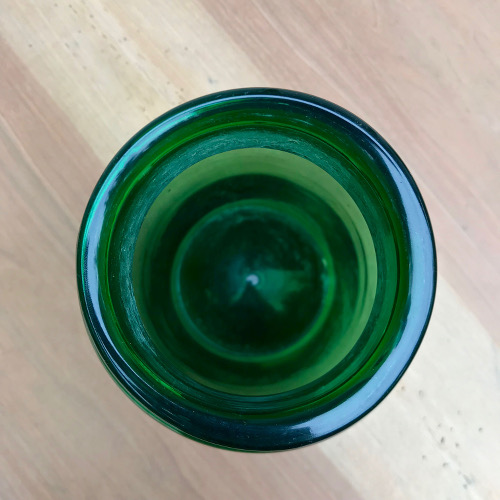 Pot à pharmacie en verre vert