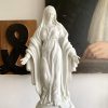 Vierge en biscuit et porcelaine