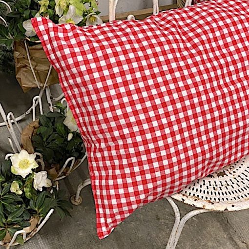 Coussin vichy rouge