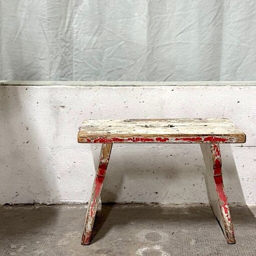 Tabouret en bois