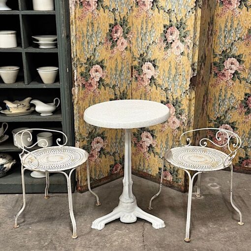 Table de bistrot