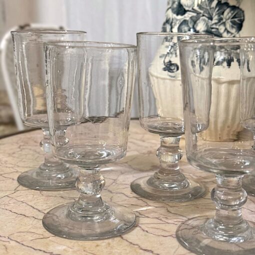 Verres soufflés bouche